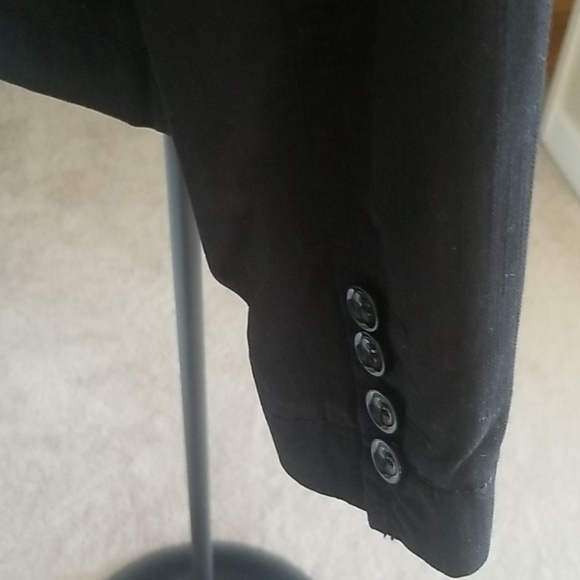 Blazer - Picture 3 of 4